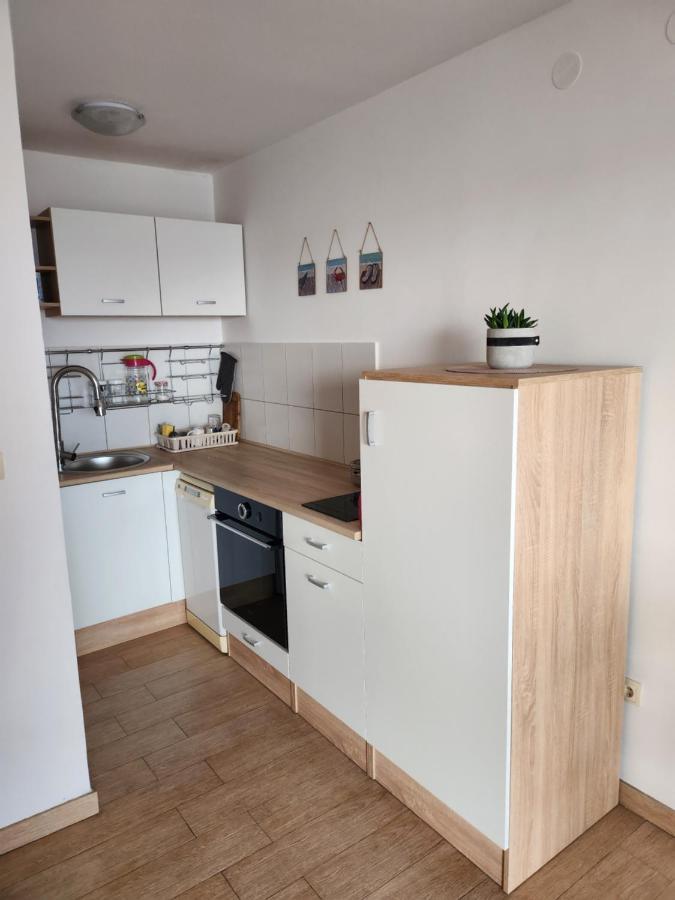 Appartamento Lucija Karlobag Esterno foto