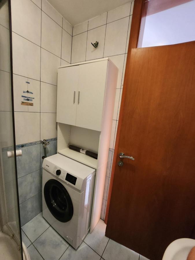 Appartamento Lucija Karlobag Esterno foto