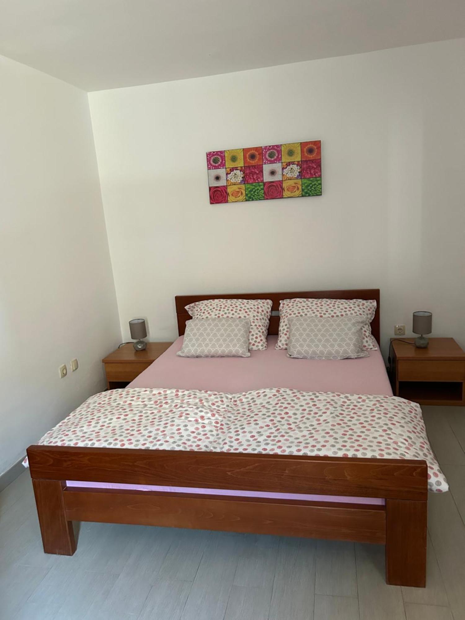 Appartamento Lucija Karlobag Esterno foto